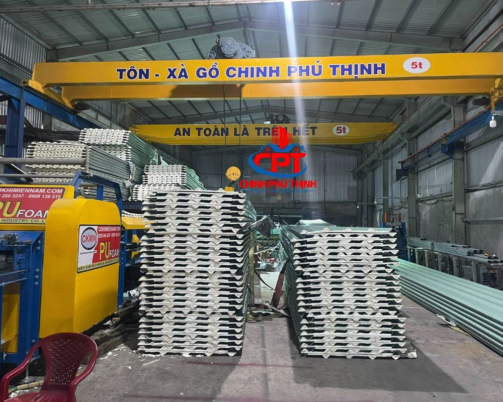 Tôn xốp là gì